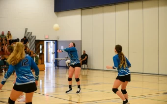 Girl's Varsity Volleyball