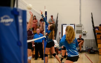 Girl's Varsity Volleyball