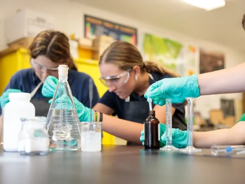 Cameron Noon Science Class